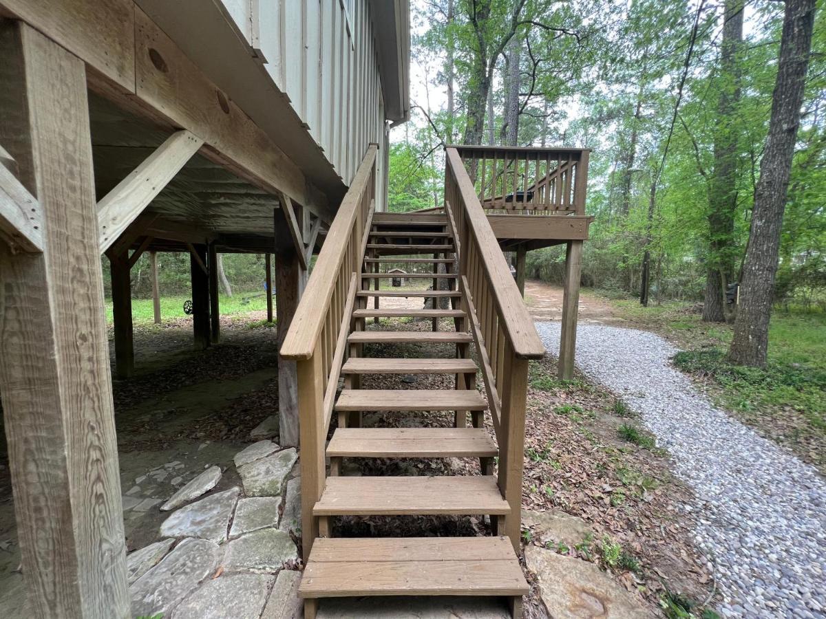 2 Bdrm Treehouse Hideout- Lake Conroe With Boat Ramp Montgomery Ngoại thất bức ảnh